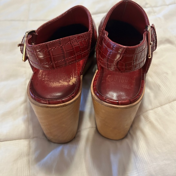 Charlotte Stone size 9 Bonnie in red crocodile leather - Picture 2 of 11